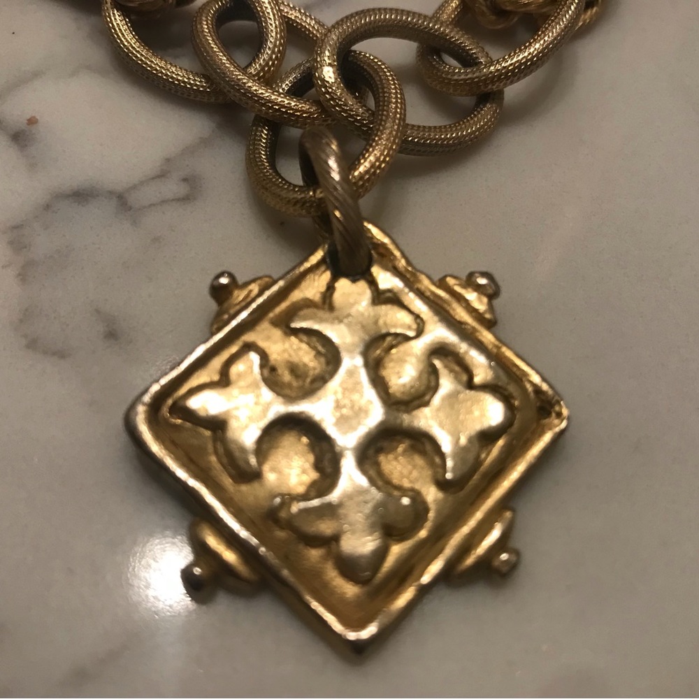 Beautiful Susan Shaw Necklace